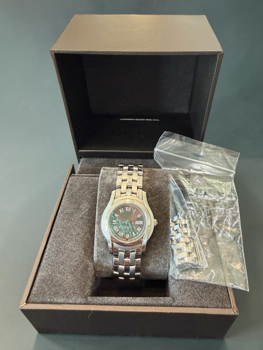 Gucci 5500L Sherry Line Roman Date Dial Women's Watch